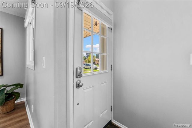 38038 Ross Street, Livonia, MI 48154