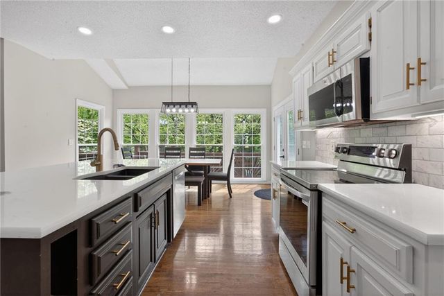 12721 BOND Street, Overland Park, KS 66213
