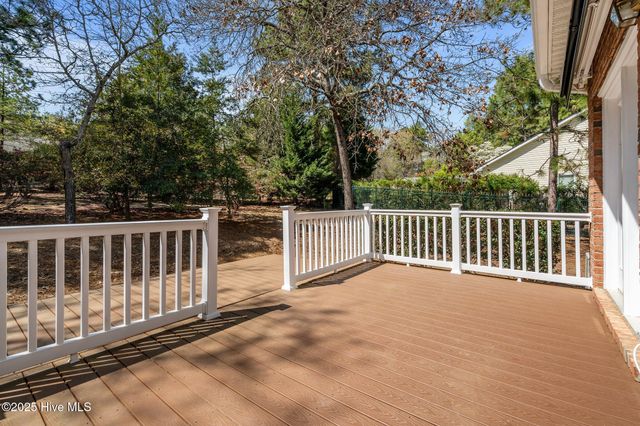 10 Lodge Pole Lane, Pinehurst, NC 28374