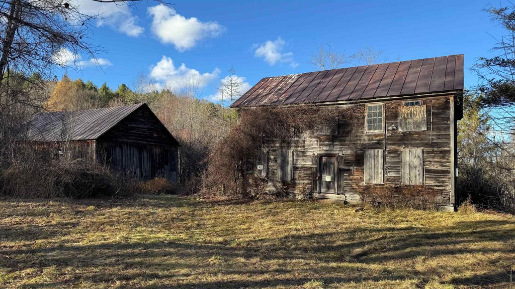 50 Cheney 4 Corner Road, Newbury, VT 05051