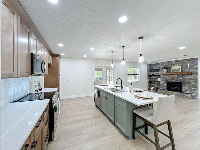 5975 SHERYL ANITA STREET, Oviedo, FL 32765