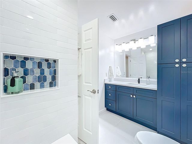 5975 SHERYL ANITA STREET, Oviedo, FL 32765