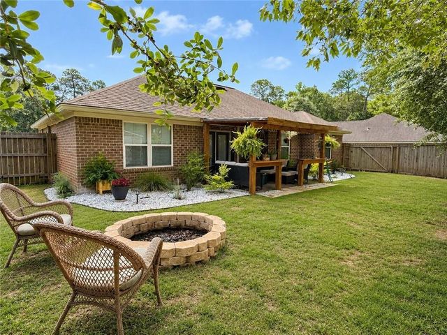 2196 Wolf Branch Drive S, Mobile, AL 36608