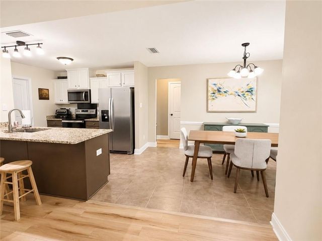 2196 Wolf Branch Drive S, Mobile, AL 36608