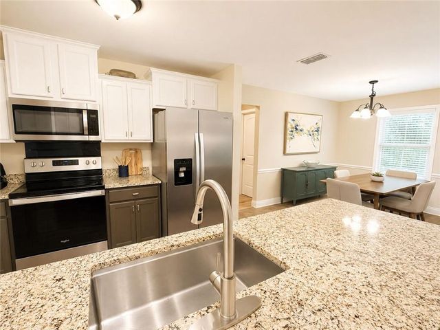 2196 Wolf Branch Drive S, Mobile, AL 36608