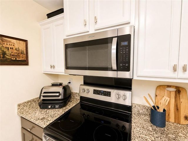 2196 Wolf Branch Drive S, Mobile, AL 36608