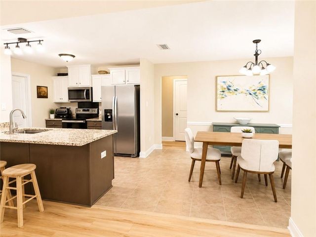 2196 Wolf Branch Drive S, Mobile, AL 36608