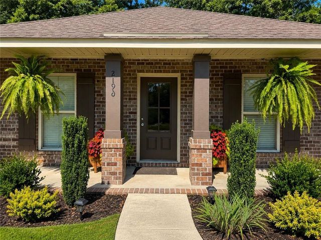 2196 Wolf Branch Drive S, Mobile, AL 36608