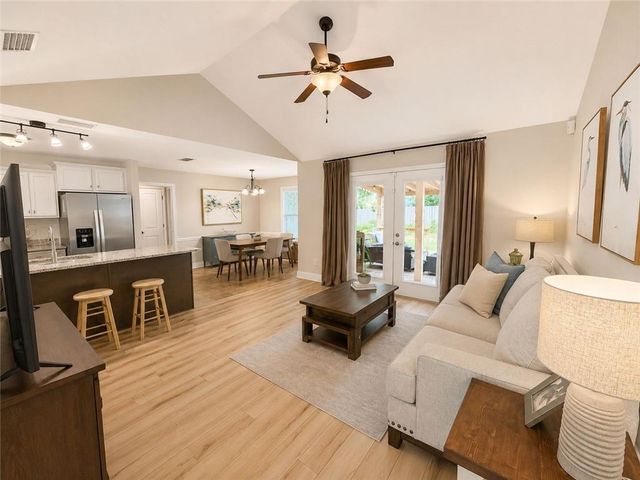 2196 Wolf Branch Drive S, Mobile, AL 36608