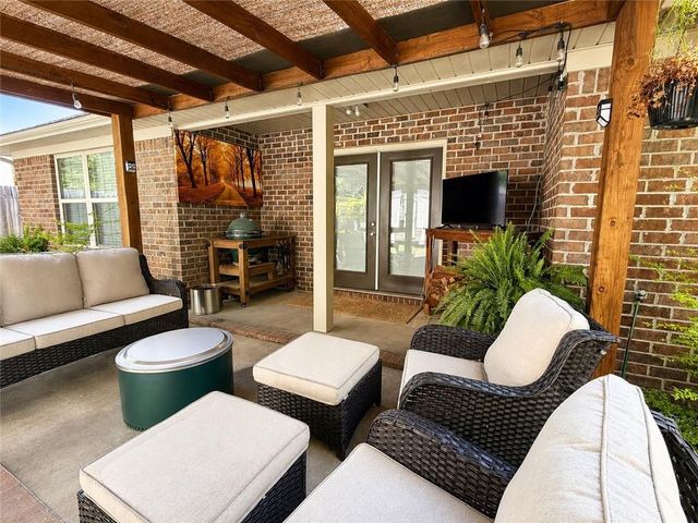 2196 Wolf Branch Drive S, Mobile, AL 36608