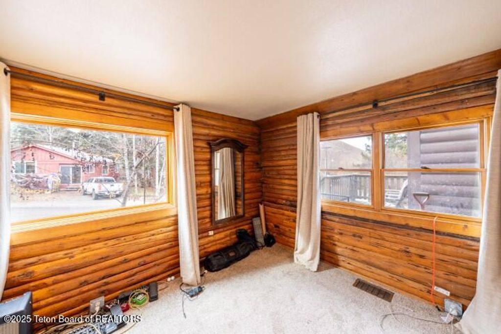 750 S MILLWARD Street, Jackson, WY 83001 photo 14