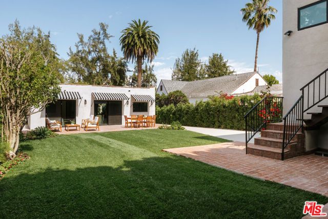 129 N Almont Drive, Los Angeles, CA 90048