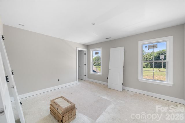 153 Canton Drive, Lexington, NC 27295