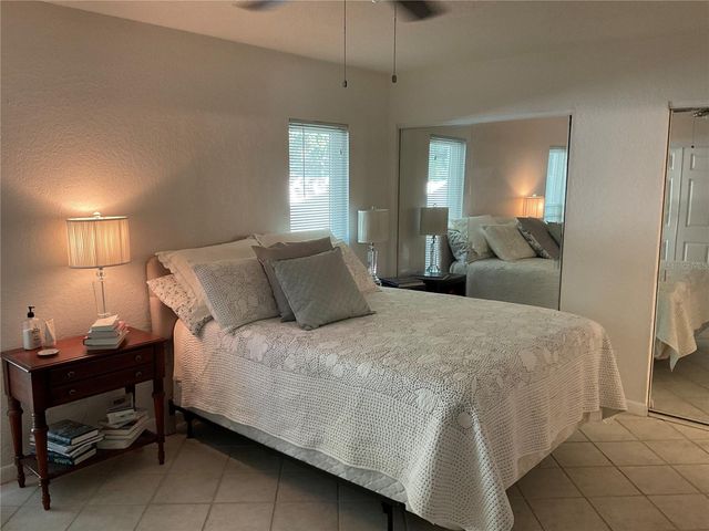 4403 WILLOWRUN LANE, Tampa, FL 33624