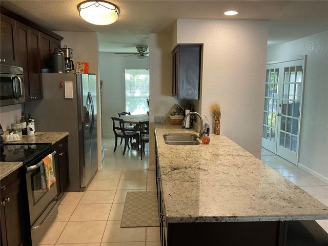 4403 WILLOWRUN LANE, Tampa, FL 33624