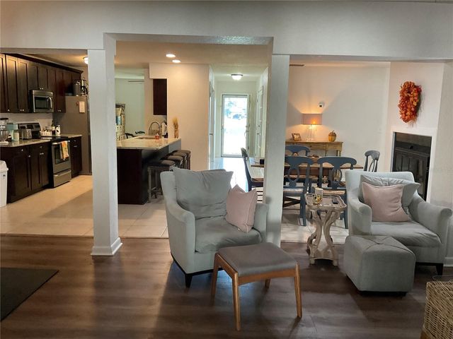 4403 WILLOWRUN LANE, Tampa, FL 33624