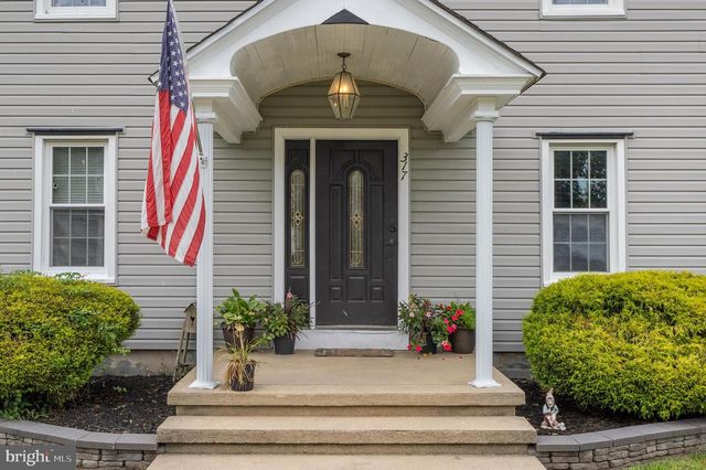 317 BROAD ST, Elmer, NJ 08318