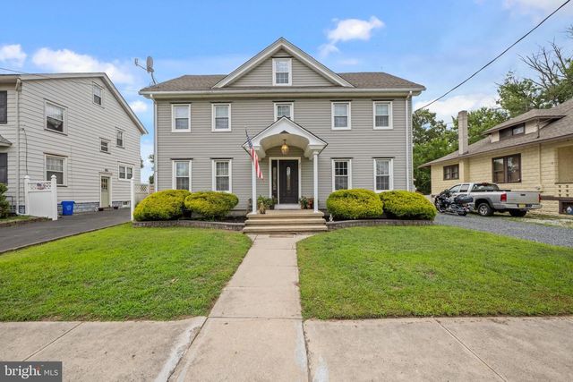 317 BROAD ST, Elmer, NJ 08318