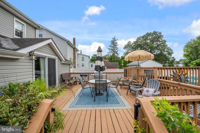 317 BROAD ST, Elmer, NJ 08318