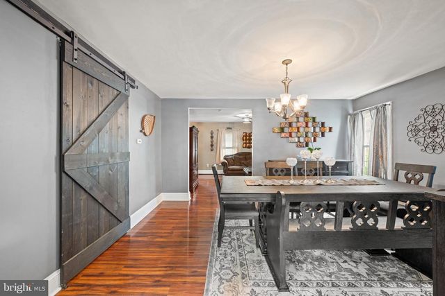 317 BROAD ST, Elmer, NJ 08318