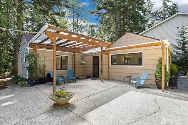 13619 Des Moines Memorial Drive S, Burien, WA 98168