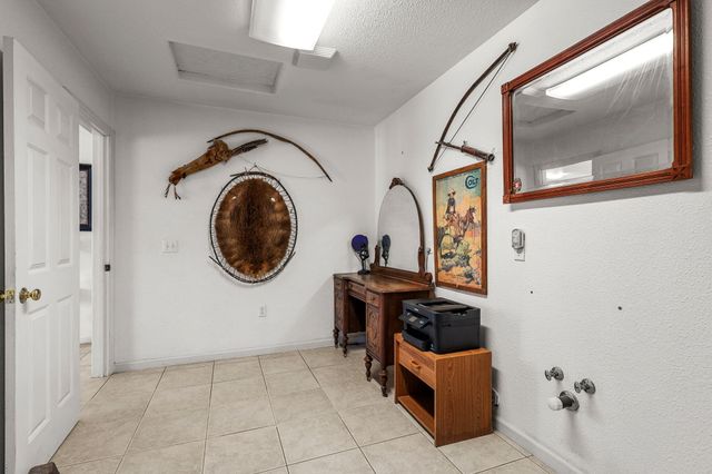 21080 Joanna Way, Redding, CA 96003