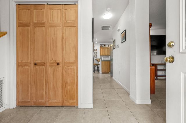 21080 Joanna Way, Redding, CA 96003