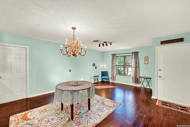 205 TRUDY LN, Universal City, TX 78148