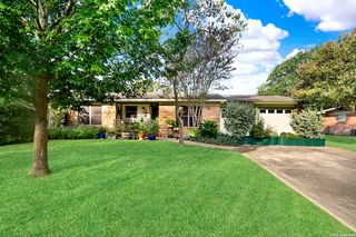 205 TRUDY LN, Universal City, TX 78148