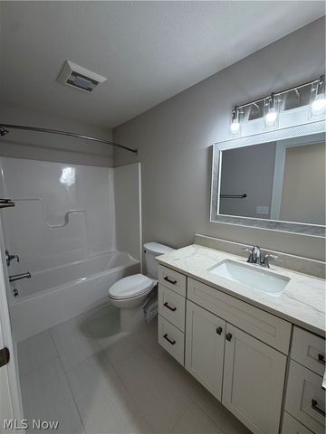 7885 Fox Hunter Lane, Concord Twp, OH 44077