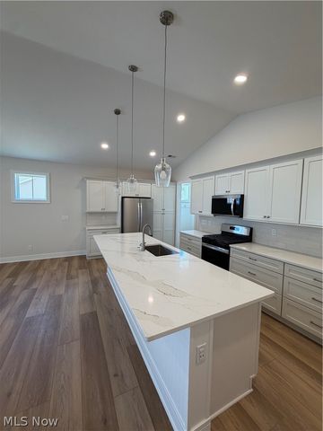 7885 Fox Hunter Lane, Concord Twp, OH 44077