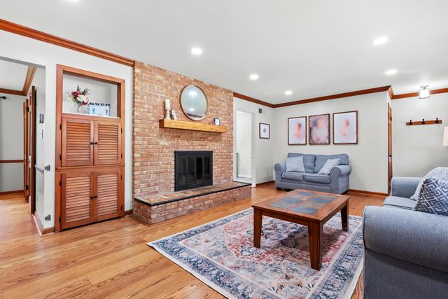 3231 Magnolia Circle, Kalamazoo, MI 49008