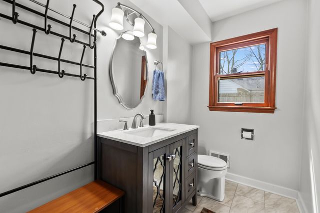 3231 Magnolia Circle, Kalamazoo, MI 49008
