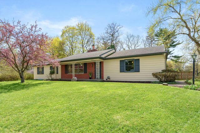 3231 Magnolia Circle, Kalamazoo, MI 49008
