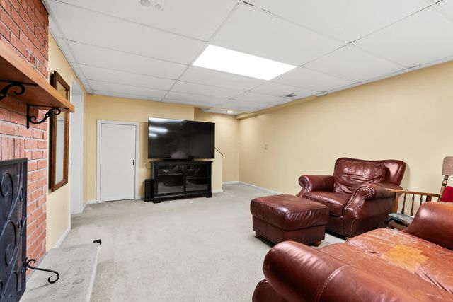 3231 Magnolia Circle, Kalamazoo, MI 49008