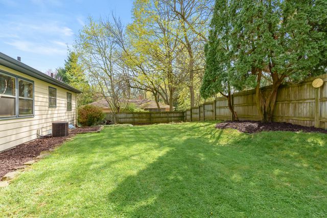 3231 Magnolia Circle, Kalamazoo, MI 49008