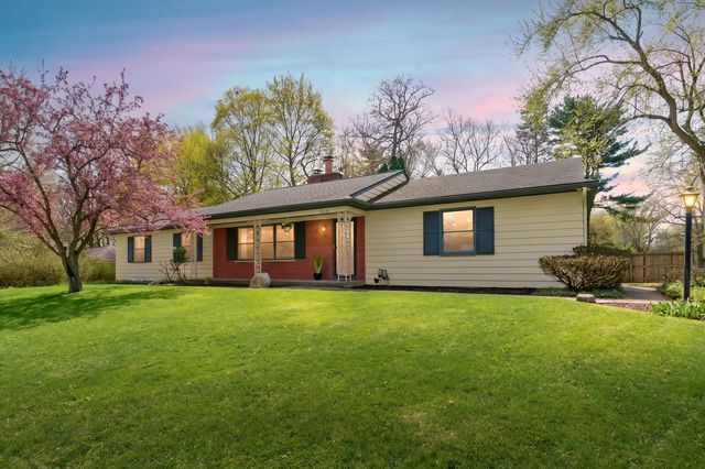 3231 Magnolia Circle, Kalamazoo, MI 49008
