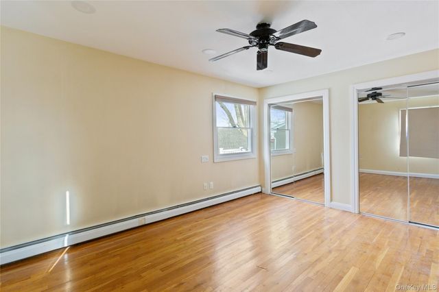 4274 Broadway, Island Park, NY 11558