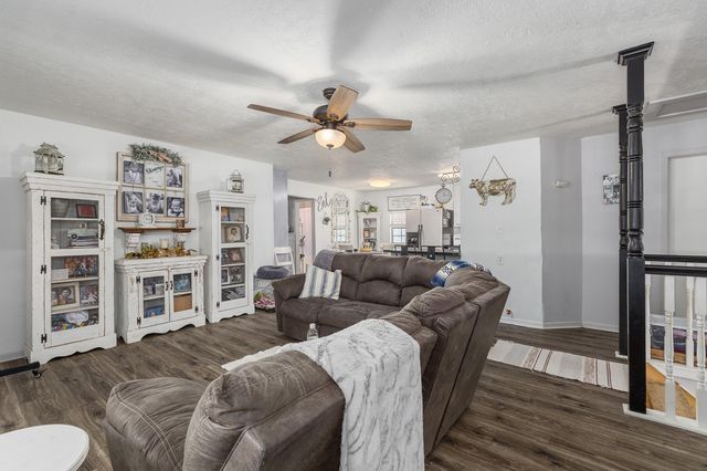 688 County Road 2097, Liberty, TX 77575