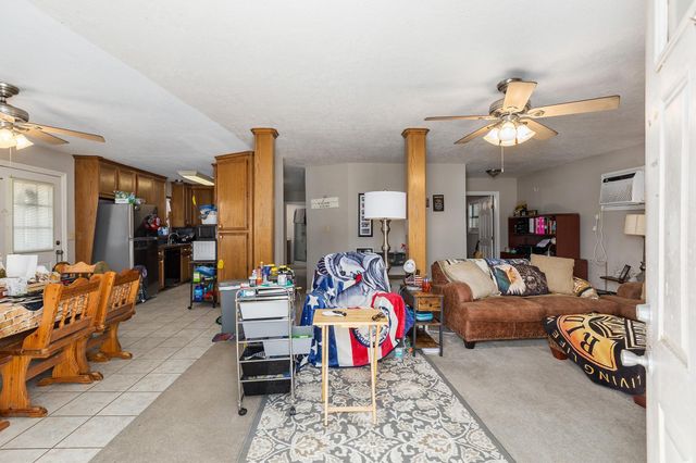 688 County Road 2097, Liberty, TX 77575