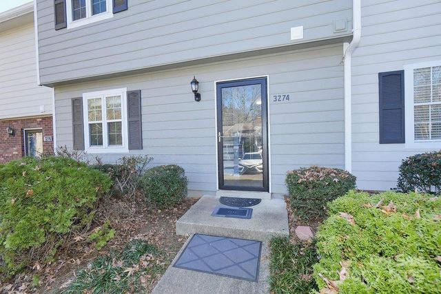 3274 Heathstead Place, Charlotte, NC 28210