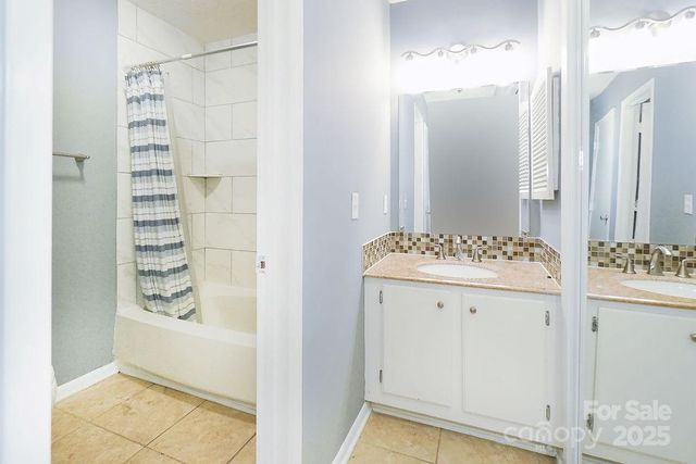 3274 Heathstead Place, Charlotte, NC 28210