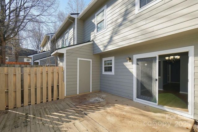 3274 Heathstead Place, Charlotte, NC 28210