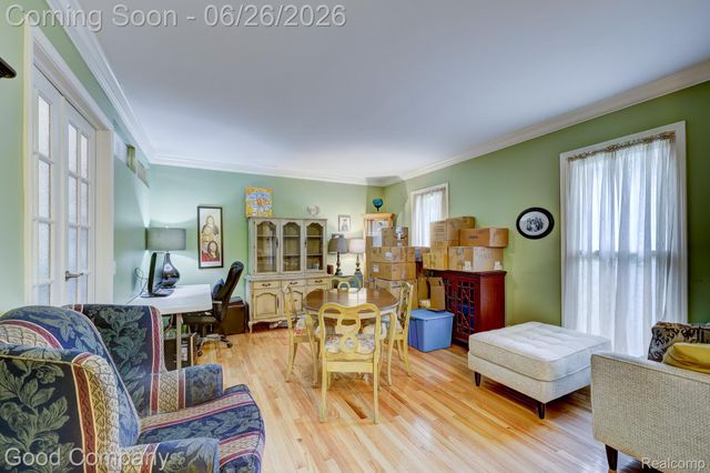 35868 Smithfield Court, Farmington, MI 48335