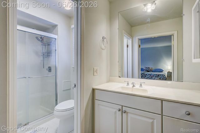 35868 Smithfield Court, Farmington, MI 48335