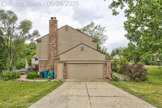 35868 Smithfield Court, Farmington, MI 48335