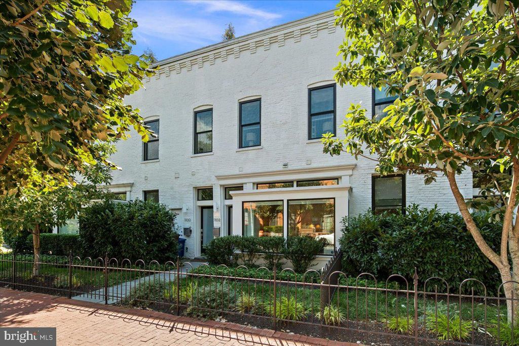 1102 T ST NW, Washington, DC 20009