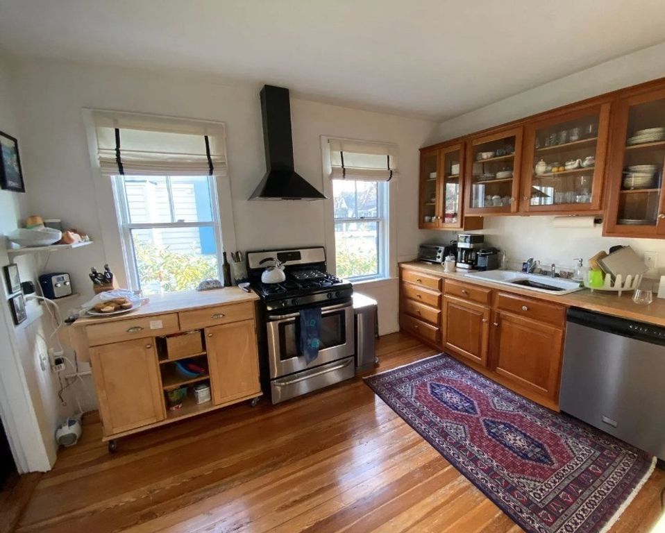 5-6 Hollis Park 6, Cambridge, MA 02140
