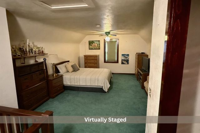 412 E Bradshaw Street, Dixon, IL 61021