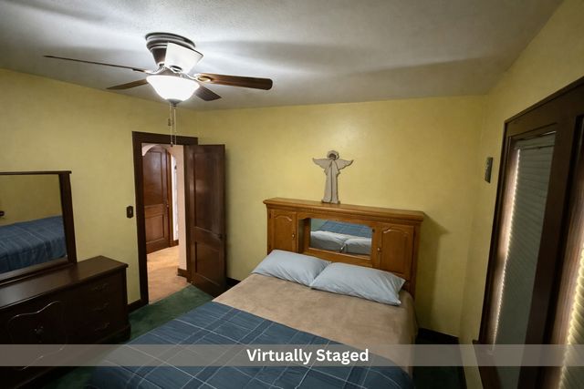 412 E Bradshaw Street, Dixon, IL 61021